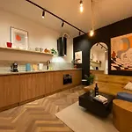 Art & Pleasure Waw Z Bezplatnym Parkingiem Apartmán *